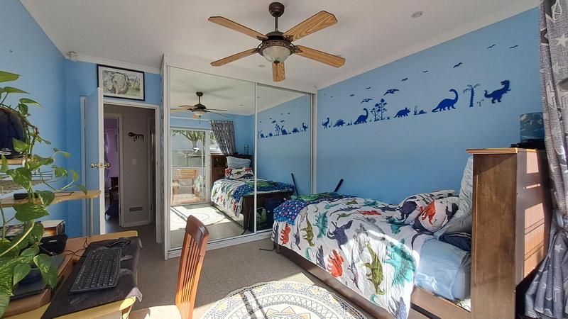 5 Bedroom Property for Sale in Stilbaai Wes Western Cape